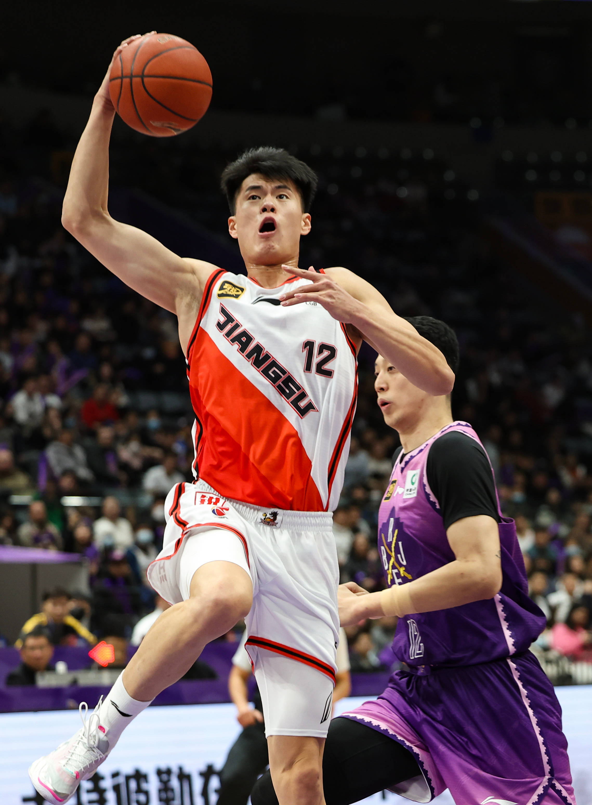 江苏肯帝亚队被广州富力队逆转(cba江苏肯帝亚队员名单战绩如何)