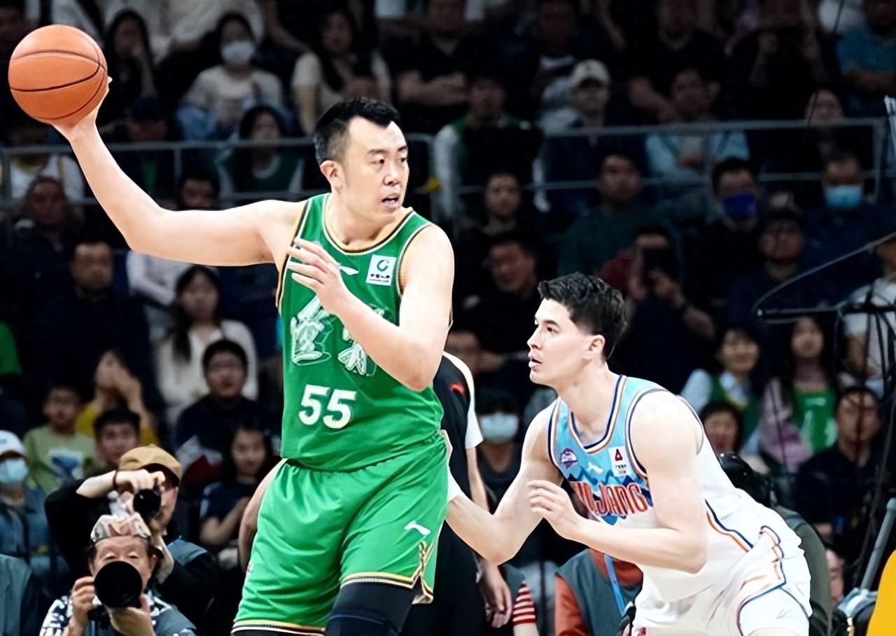 aoa体育体育app-凭借一波辽宁队，CBA季后赛成功高光操作，现场观众齐声高喊的简单介绍