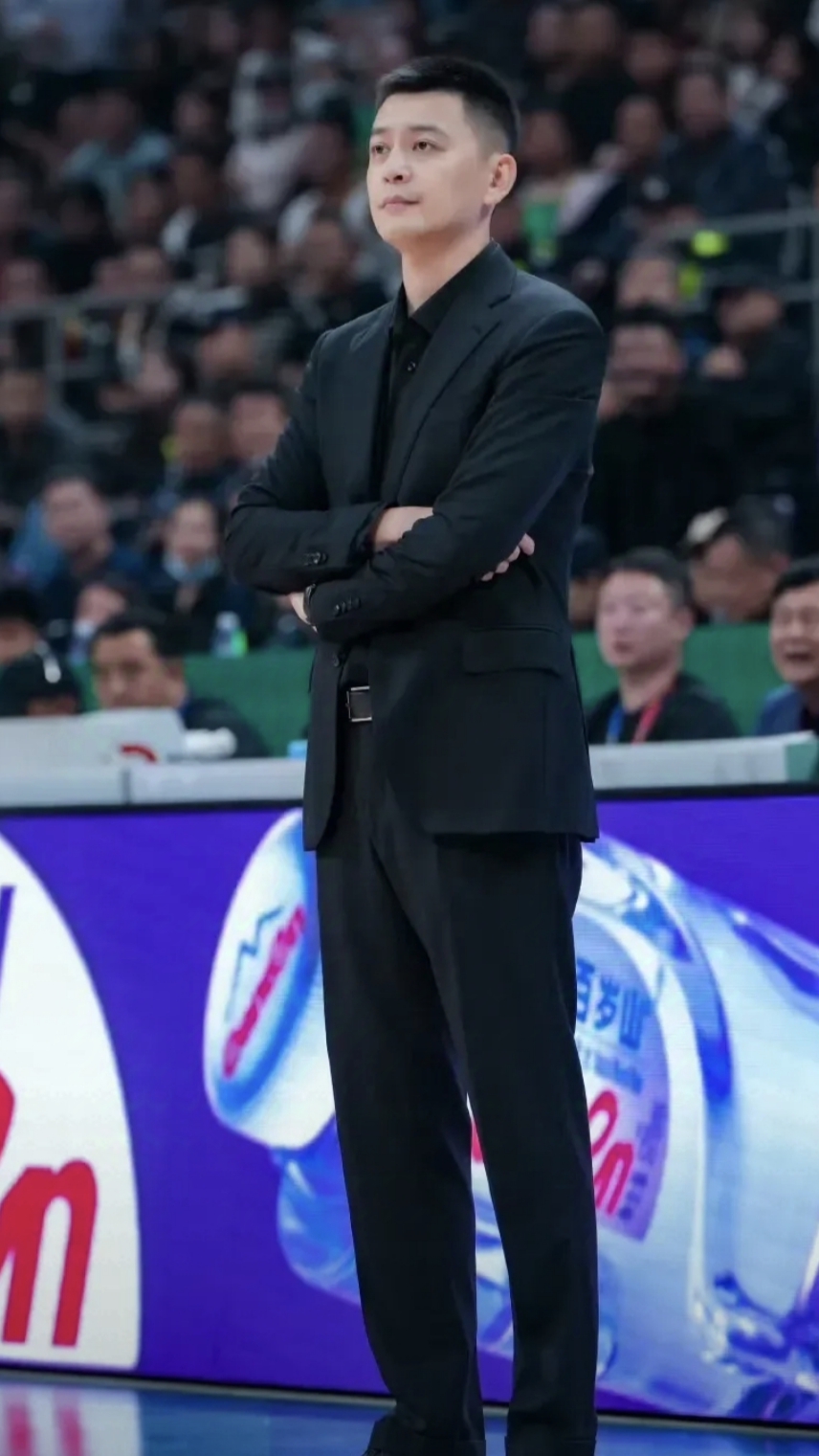 关于浙江队在CBA季后赛中打出高光操作,被誉为教练席炸锅的信息 关于浙江队在CBA季后赛中打出高光操作,被誉为教练席炸锅的信息