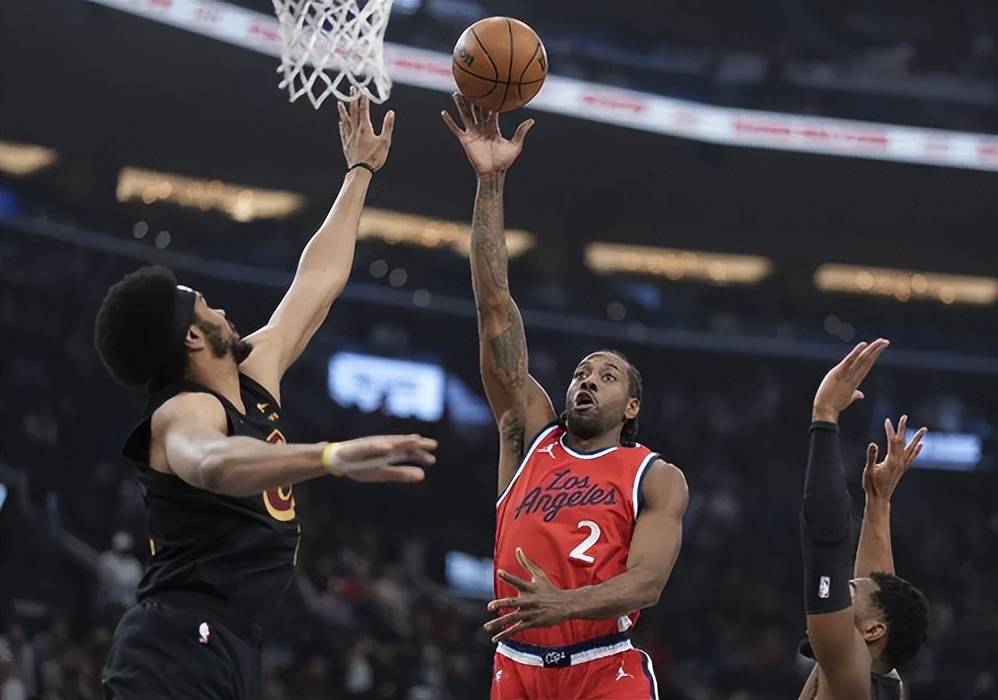 aoa体育体育app-关于伦纳德独揽双双，快船逆转绿衫军赢得总决赛的信息