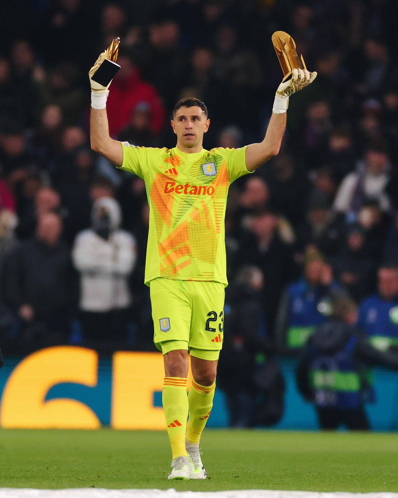 aoa体育体育地址-阿斯顿维拉连胜，实力出众排名上升