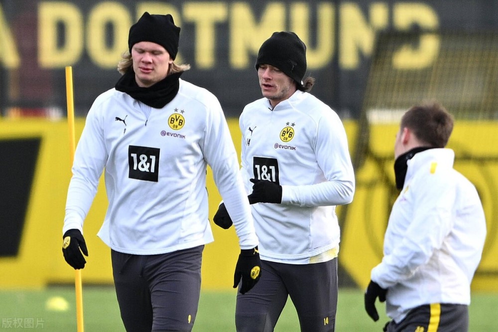 包含俄罗斯对阵挪威，双方实力角逐的词条