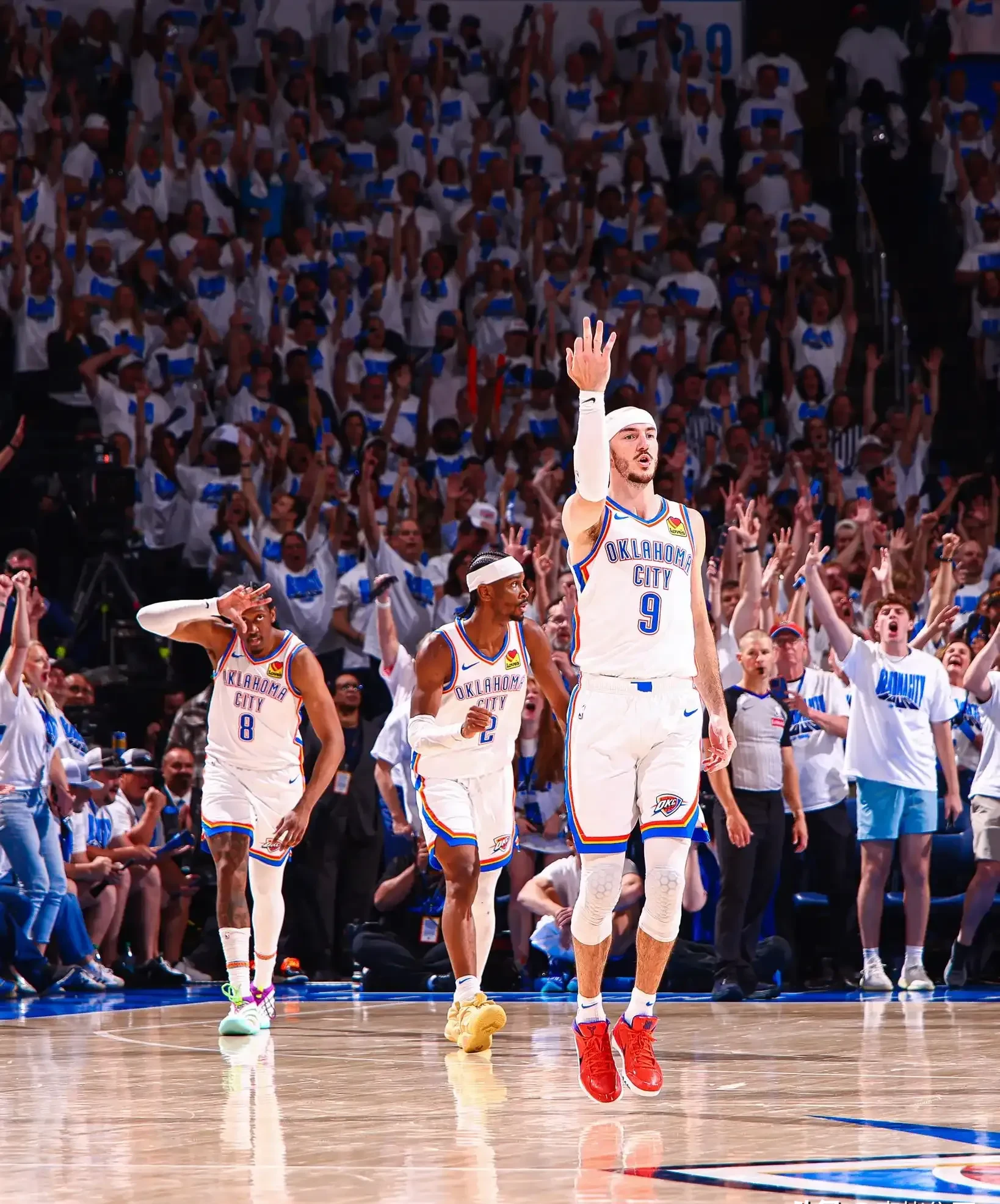 波尔多后卫神勇抢断,助球队客场获胜 波尔多后卫神勇抢断,助球队客场获胜