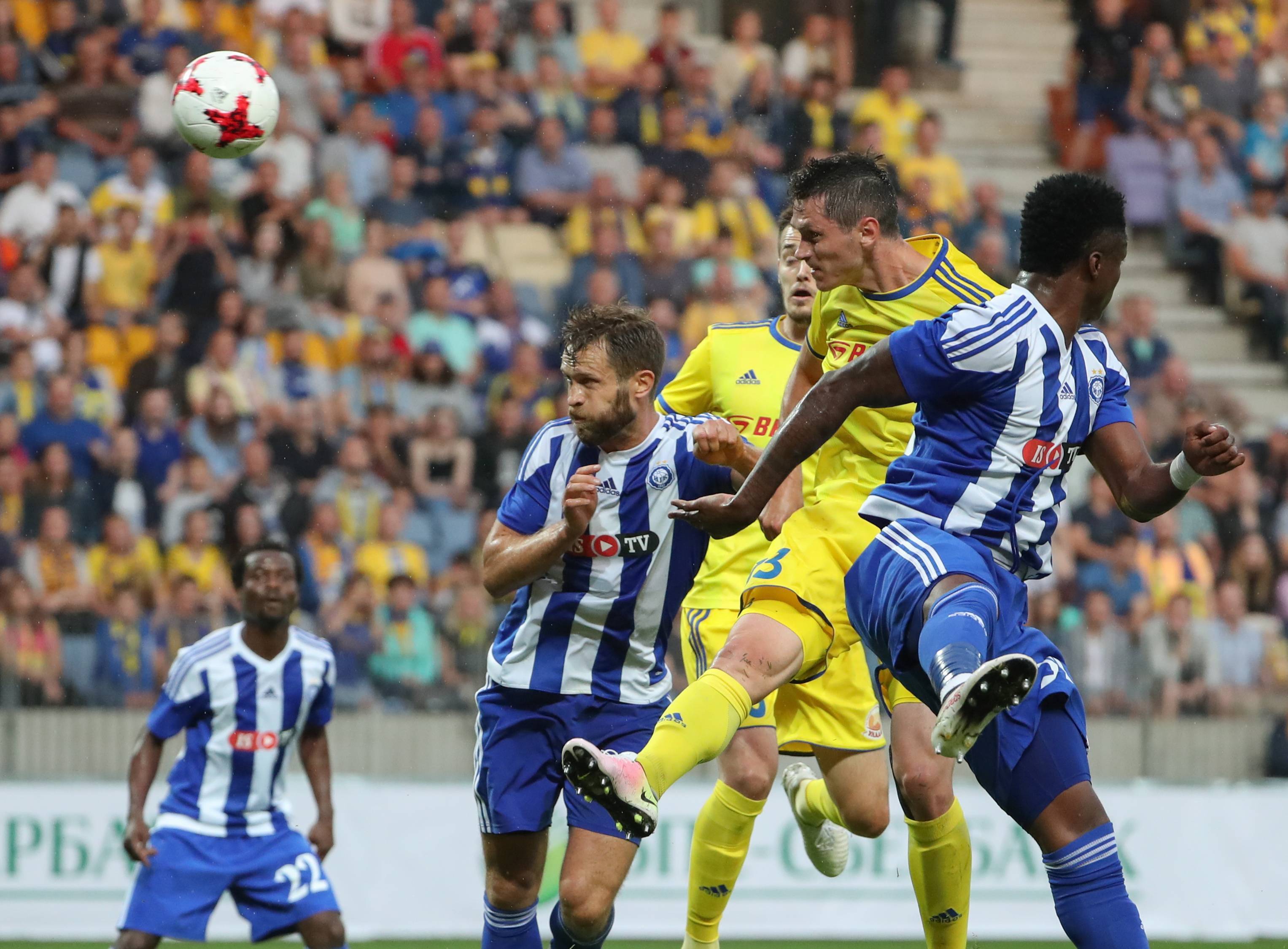 包含团队合作，亚洲足球比赛中的协同努力的词条