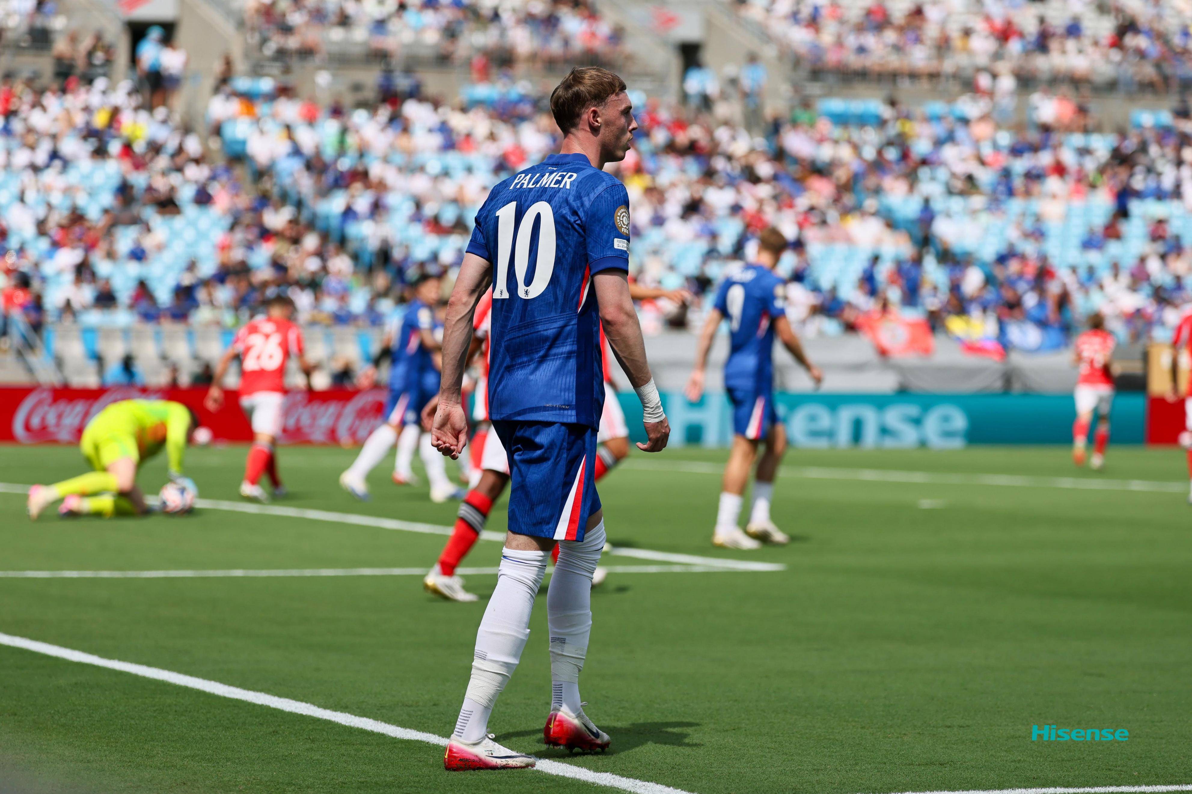 拜仁慕尼黑逆转切尔西，保住小组头名席位的简单介绍