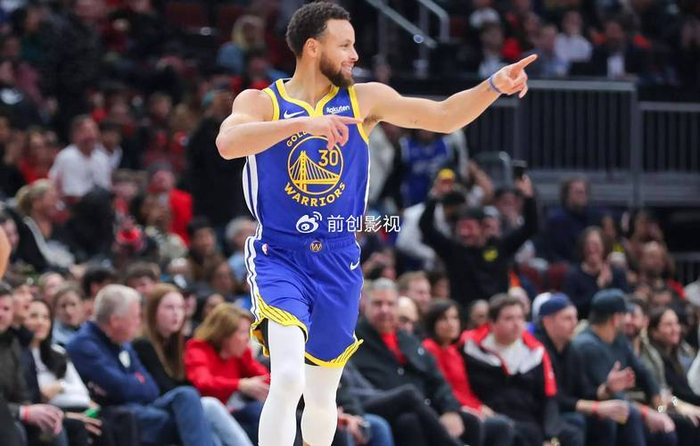 aoa体育体育app下载-灰熊主帅战术精明，率队夺冠