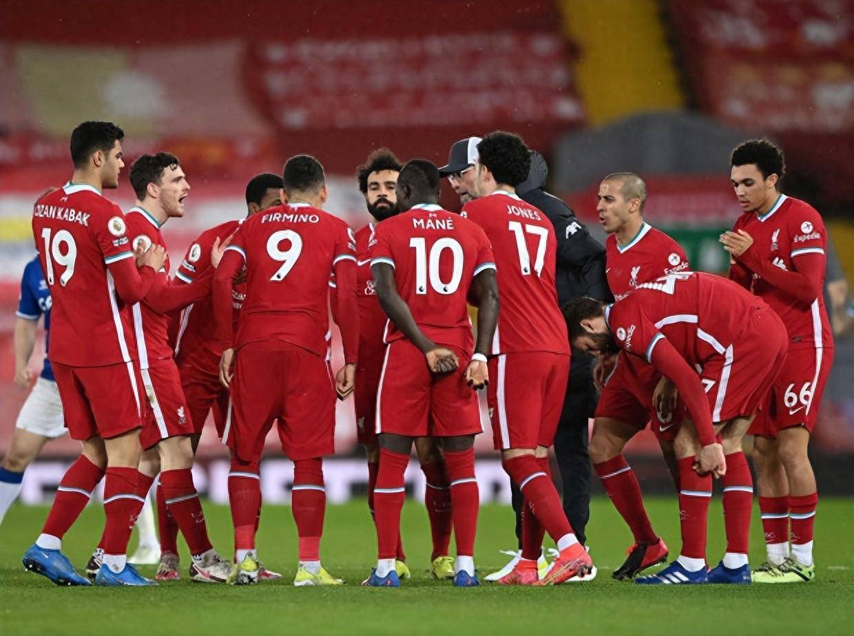 国际赛场风云变幻，球员们全力备战关键战役的简单介绍