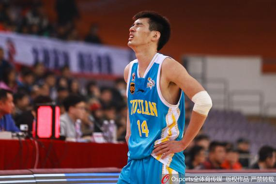 aoa体育体育网页版登录入口-福建队在比赛中表现抢眼，取得胜利