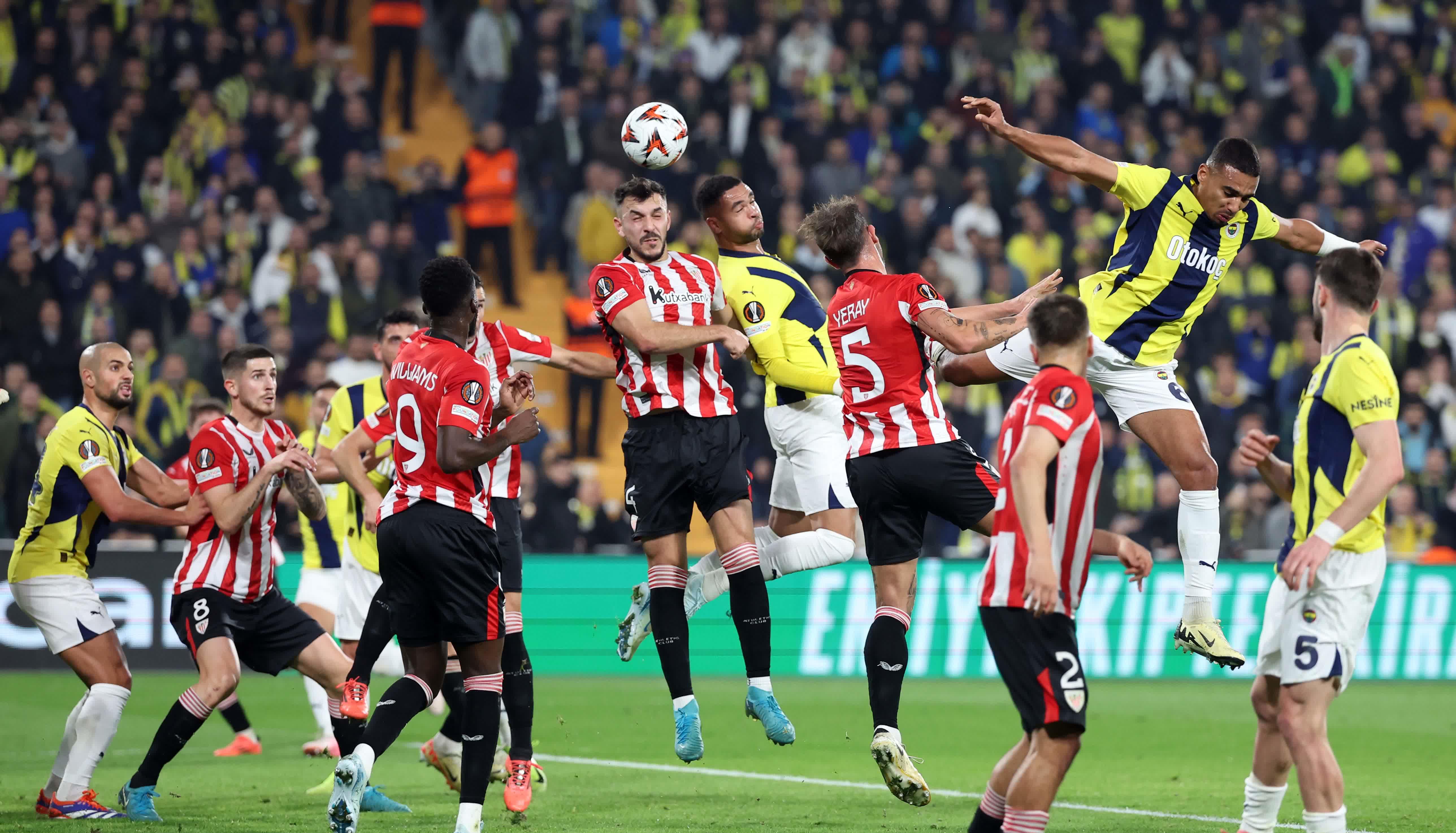 aoa体育体育在线-惊艳表现！欧预赛飞翼选手漂亮进球的简单介绍