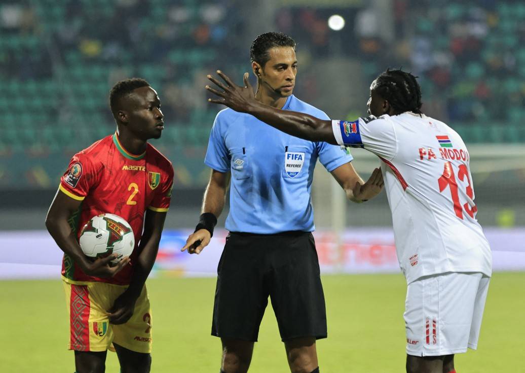 aoa体育体育下载-包含非洲杯劲旅爆冷输球，局势不利的词条