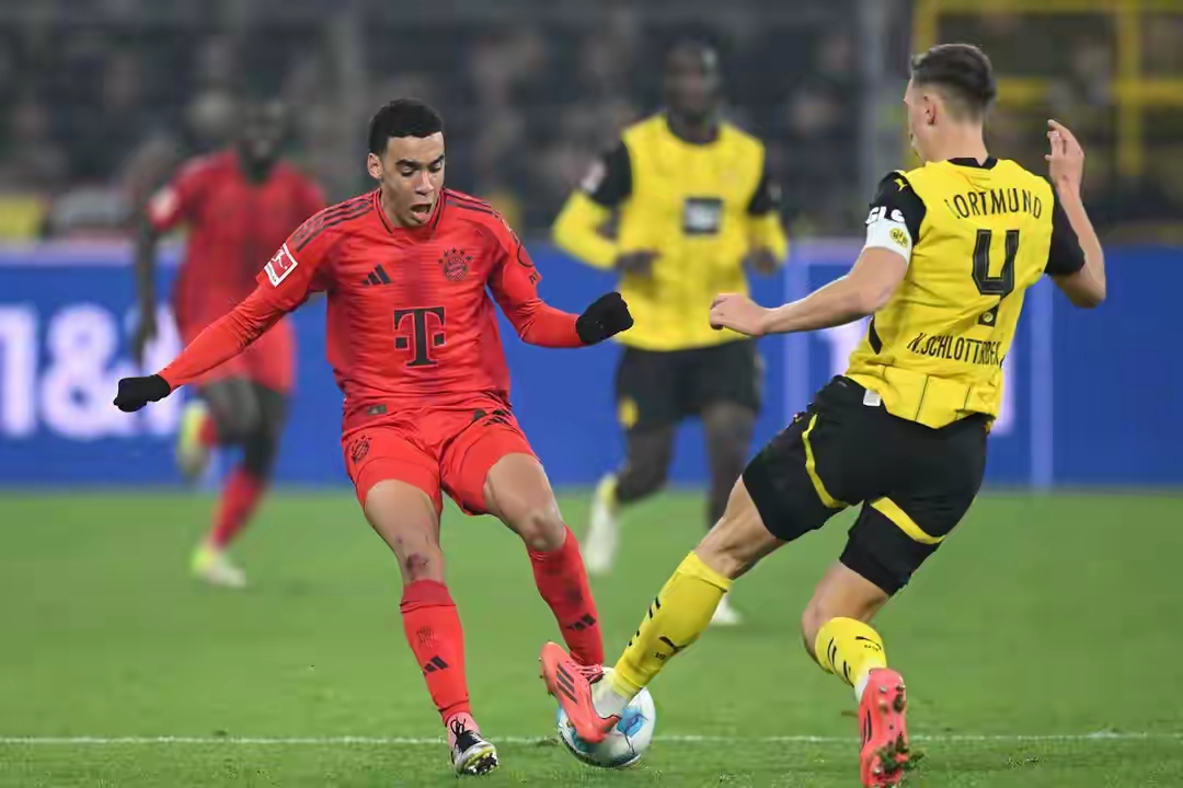 拜仁客场战胜马德里竞技,成功晋级欧冠半决赛 拜仁客场战胜马德里竞技,成功晋级欧冠半决赛