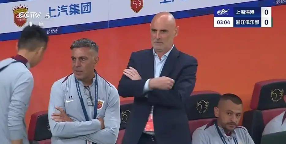 aoa体育体育直播-球队面临人员调整，一众球员离队