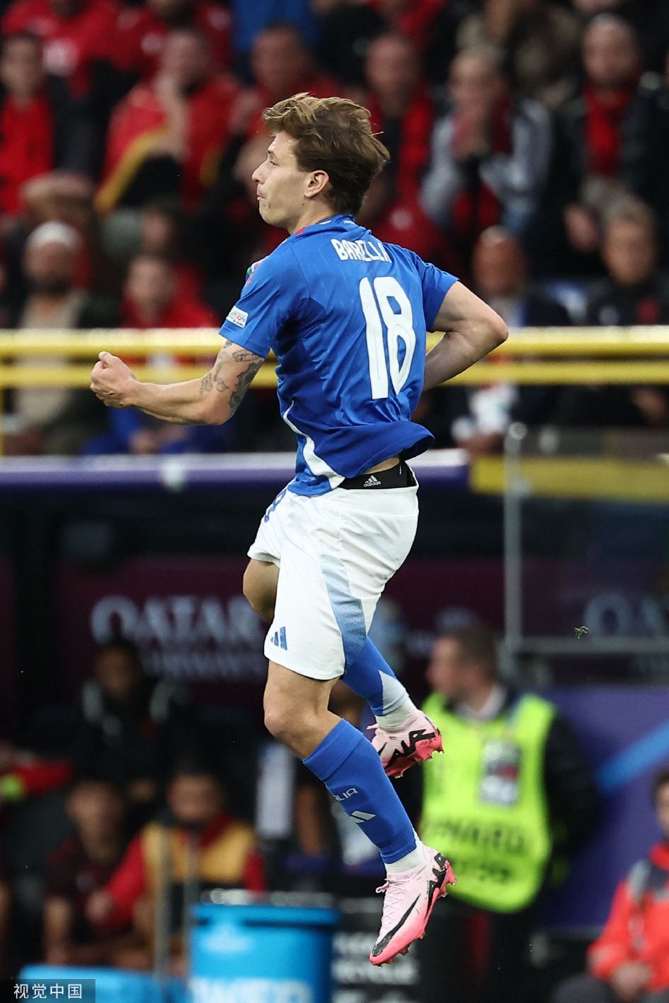 aoa体育体育链接-欧洲赛场上队员疾风骤雨般破门得分的简单介绍